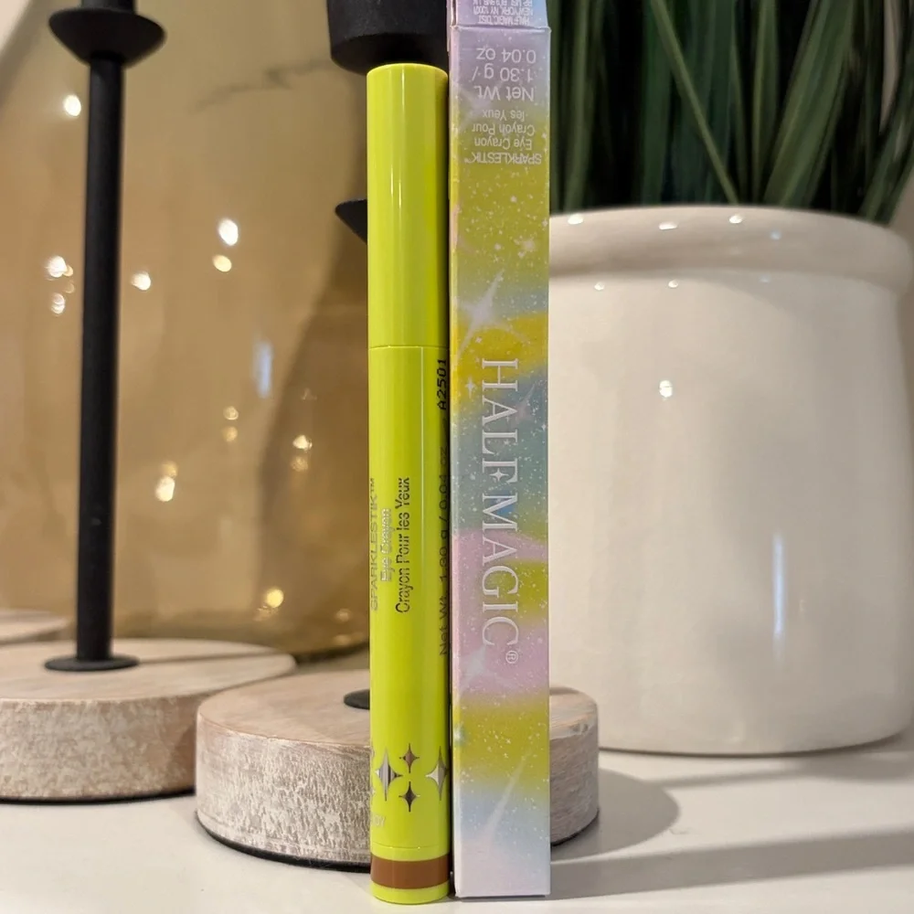Half Magic Sparklestik Eyeshadow Crayon - Princess Teddy       beauty makeup eye